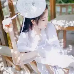 qq头像女生古风真人版最好看2018唯美有意境的古风女生头像

