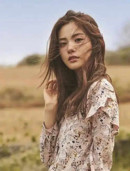 遇到这几个生肖女使小性子,就使劲的给他们发红包

