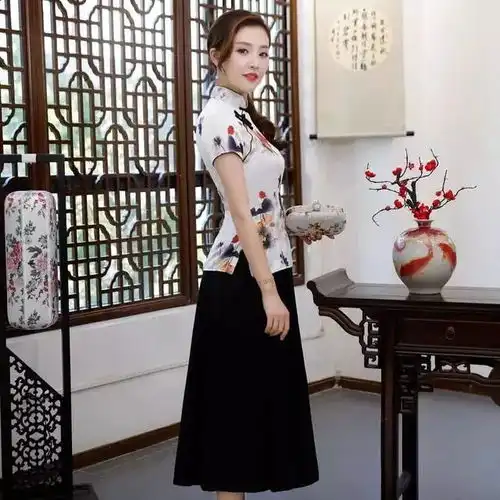 民国风改良旗袍,经典的复古让你拥有时尚的现代感
