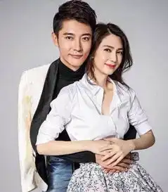 东方粑粑张丹峰在花千骨里是糖宝的好粑粑,在生活中也是孩子的好粑粑
