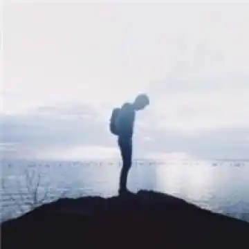 qq头像男生背影帅气全身图片大全爱旅游的男生背影qq头像
