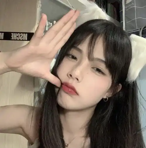 纯欲风女头女孩子是世界上最可爱的生物了
