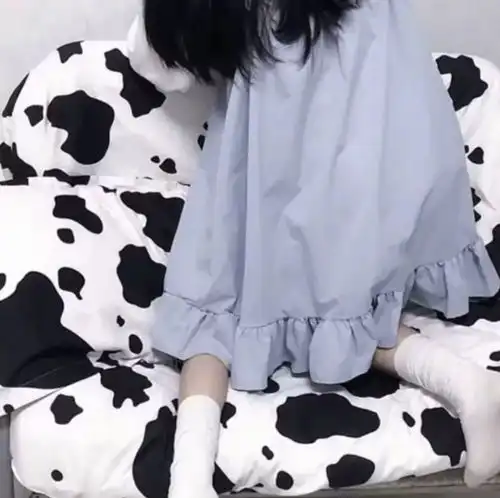 真人女生头像希望陪我碎碎念念的人,也能陪我岁岁年年
