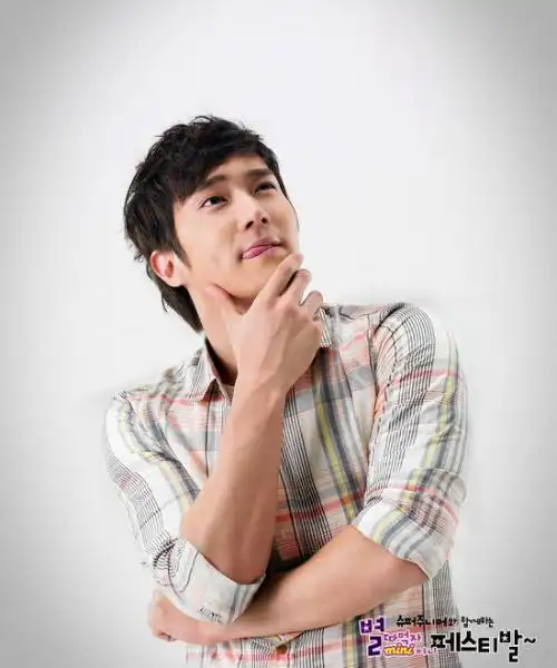 找一些始源的图片,要适合妈妈饭一点的
