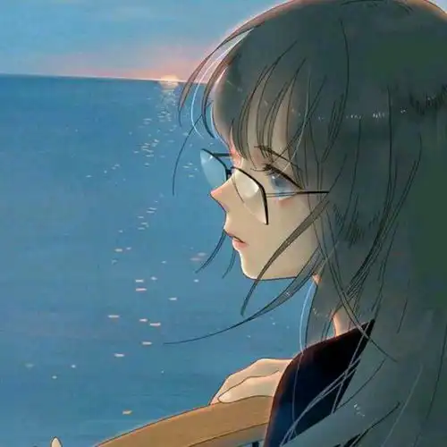 宜家女吃瓜冒着封号风险
