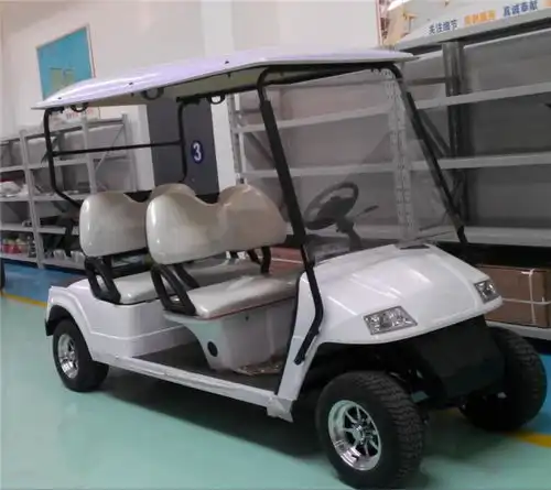 四轮电动高尔夫车山东益高四轮电动高尔夫观光车售价
