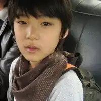 戴近视镜小朋友图片微信头像图片大全
