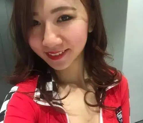25岁女模特手握五个单位身家丰厚转型做演员首部电影担正主演
