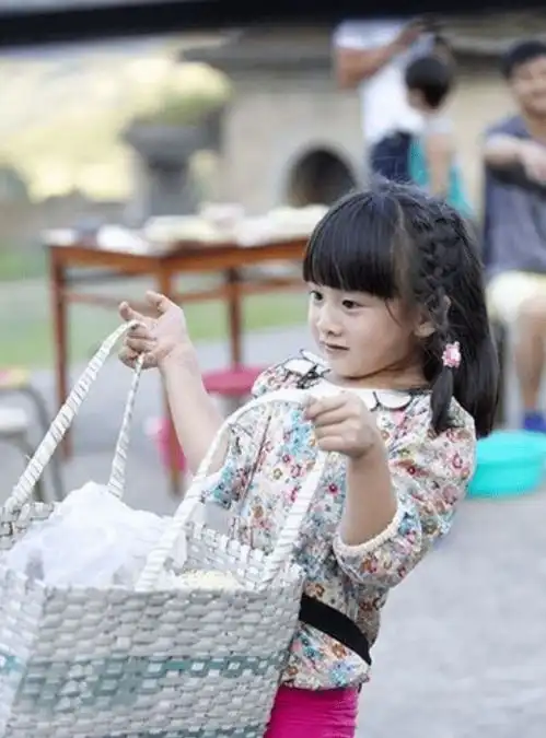 森碟得不到爸妈宠爱叶一茜曝女儿在家争宠,田亮曾承认偏爱弟弟
