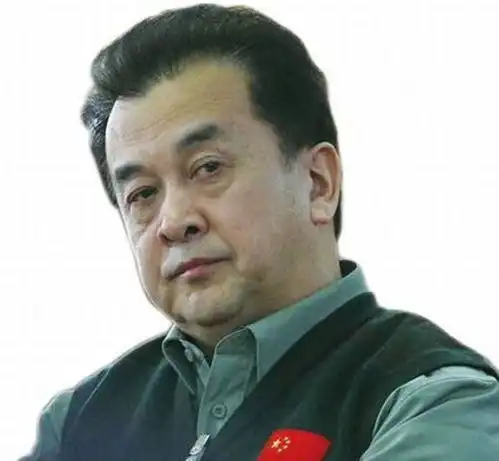 60岁的黄宏近照,他妻子气质出众,女儿漂亮,家庭幸福人生圆满宋丹丹
