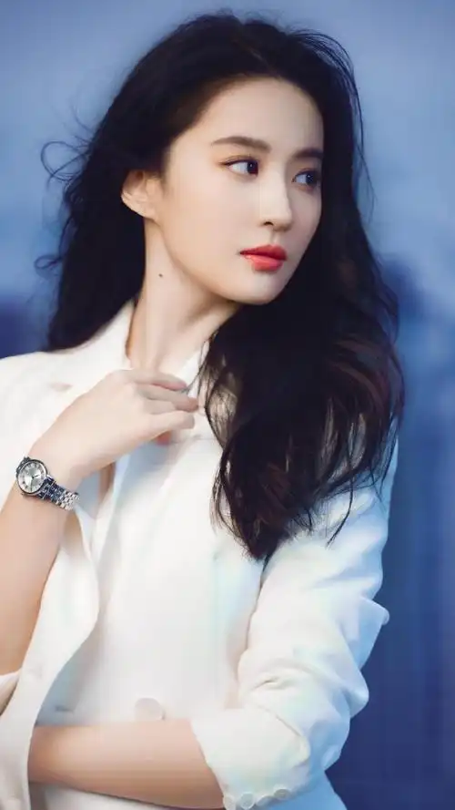 内娱当红四顶流女星,收视女王爆剧小花亿粉女王长红女王你最喜欢谁
