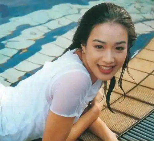 这几位女星年轻时倾国倾城,老了却成土肥圆,容颜不再
