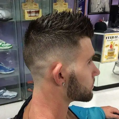 中年男士发型别乱剪,不如试试飞机头,很帅很有型
