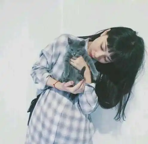 女生这几个小暗示,说明对你有好感,男生一定不要错过
