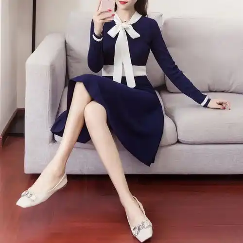 长款宽松打底毛衣裙,时尚又好看,显女人的温柔气质
