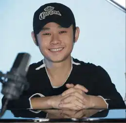 48岁刀郎近照,发福明显胖成油腻大叔昔日隐退内情进一步公开
