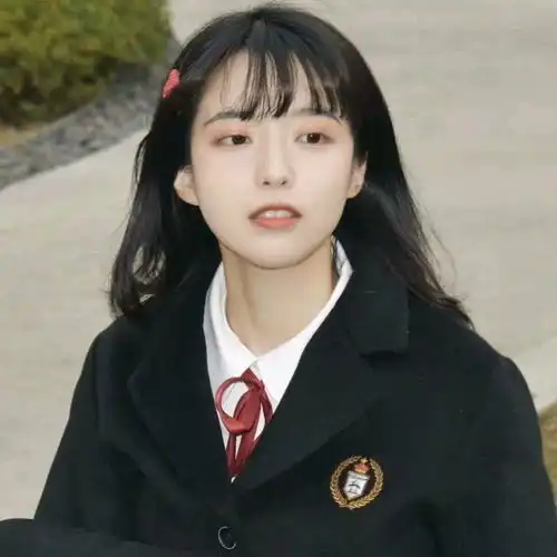 女生头像真人杂图无水印
