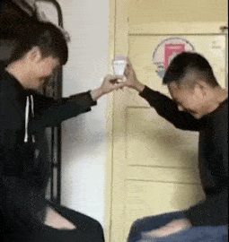 00后迷惑行为来看一看到底有多野
