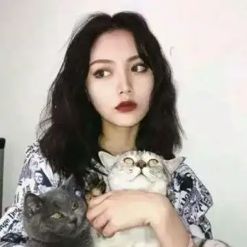 最新最潮韩系女生微信头像

