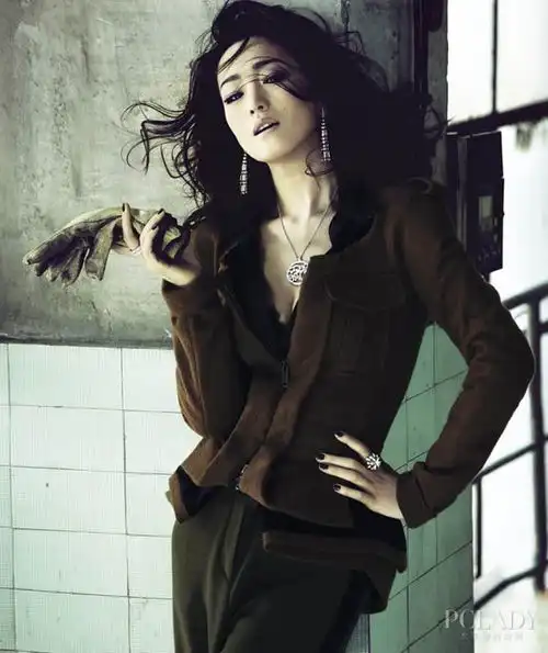 半百女星越老越优雅御姐熟女美妆气场足
