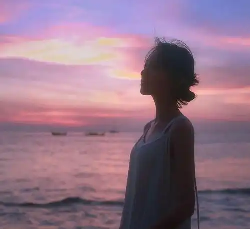 成长故事突然,好想和你谈一场异地恋
