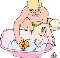 如何帮3个月的小宝宝洗澡
