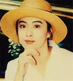 前三季分别是林青霞赵雅芝和关之琳,第四季只有她才能镇住
