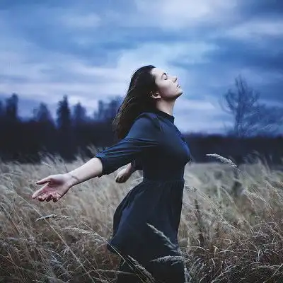 qq头像伤感风景图片
