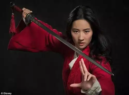 士尼要毁了花木兰先问问国外的亲妈粉们答应不答应
