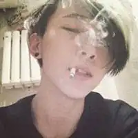 男士叼烟的微信头像微信头像图片大全
