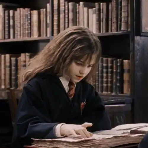 欧美女孩头像,童真有趣
