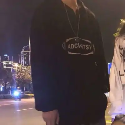 高端情头想想还有点难过有些人情侣头像我要个性网
