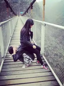 qq皮肤我羡慕那些情侣2014
