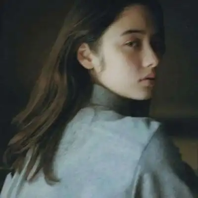 欧美女生头像星光坠入你眼里而女生头像我要个性网

