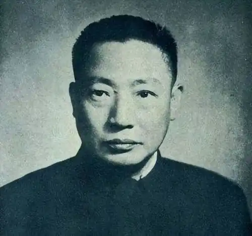 1948年,一老农民娶了一个不要彩礼的女人,并为他生了8个孩子
