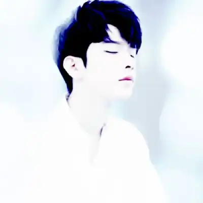 头像ins高质量情头一男一女分开高级质感神仙颜值的
