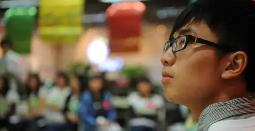 人到中年,再读送东阳马生序,我发现当年错过了一个世界
