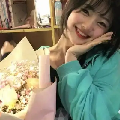 委婉表达吃醋的文案
