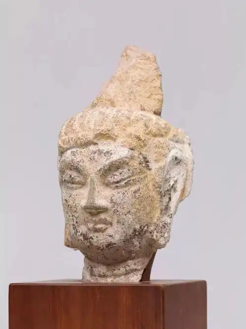 太原天龙山石窟佛教造像艺术
