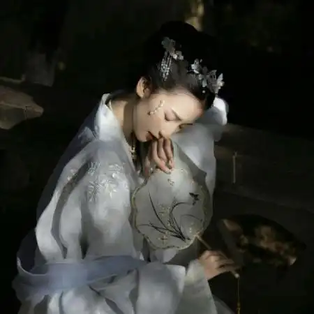 真人古风头像女,仙气十足的古风女生头像图片
