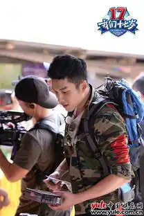 郭富城孙杨见面脱衣拼腹肌天王兴奋睡地板
