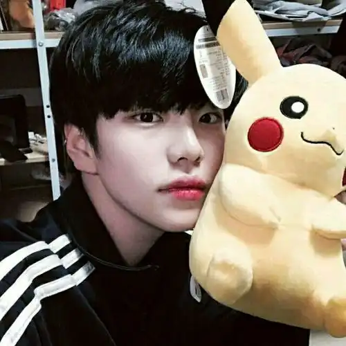 男生黑白帅气qq头像,可以动漫
