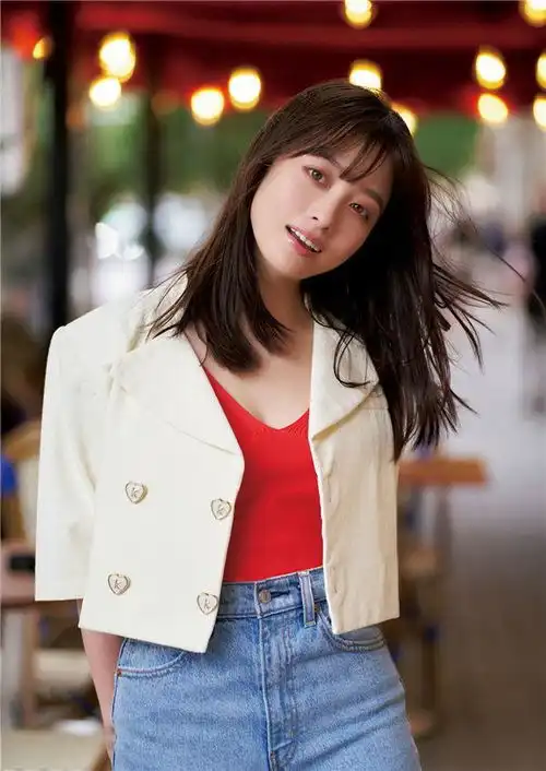 久违5年桥本环奈写真集已经是完全体的千年一遇的性感
