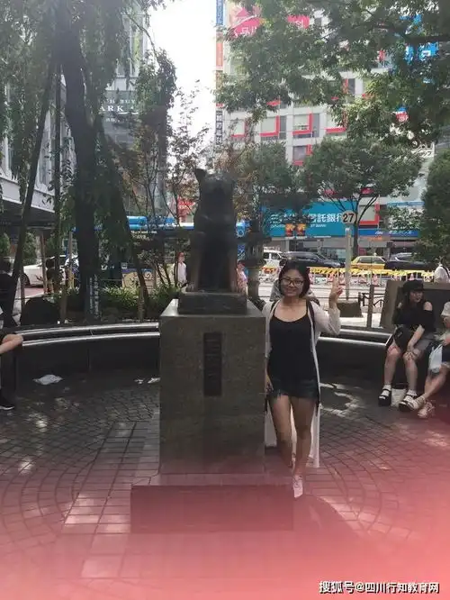 望子成龙和快乐教育矛盾吗龙江路小学杨尚薇校长答家长疑
