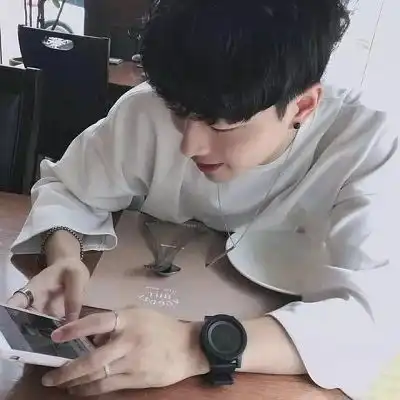 tomato特摸头的相册真人男头头像
