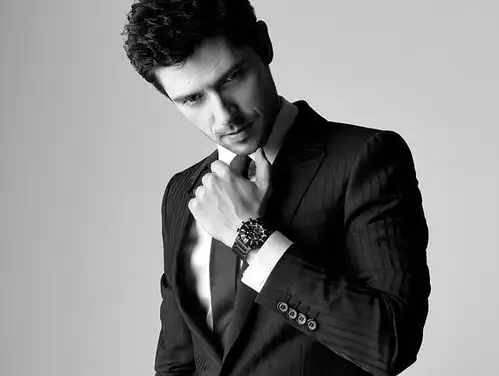 一些我个人觉得颜值高演技佳但就是不红的欧美男星
