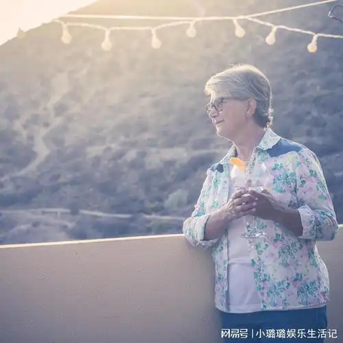 女人50岁后若没有这5大表现,衰老靠边长寿会与你亲近
