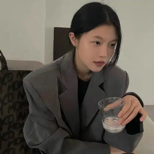 贼好看的个性头像
