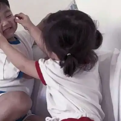 宛挽小盆友头像国家分配的猪情侣头像我要个性网
