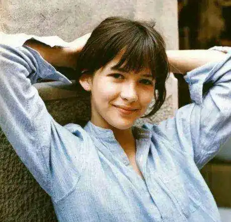 世界影坛5大绝色美人法国最绝,意大利最美,英国的最意外
